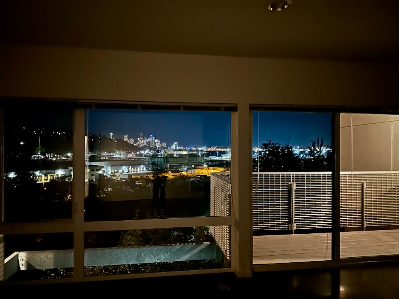 Building Photo - 2311 W Newton St