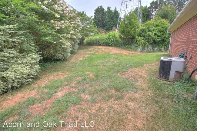 Building Photo - 3 br, 2 bath House - 105 Bradford Lake Ct