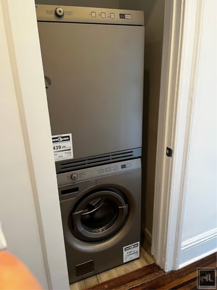 Building Photo - WEST 72 STREET