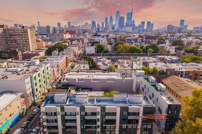 Building Photo - 1338 N 15th St