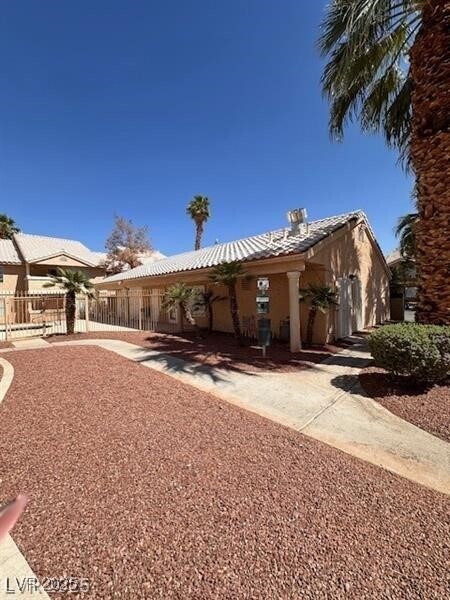 Building Photo - 1830 N Pecos Rd