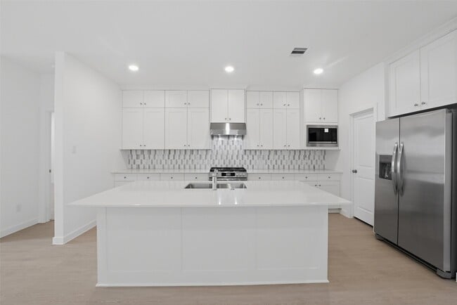 Building Photo - 31927 Rich Mdw Ct