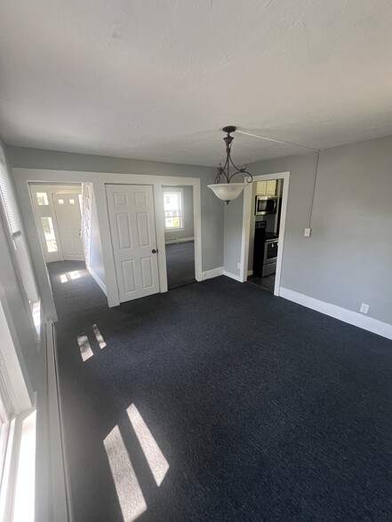 Building Photo - 18 Lovewell St