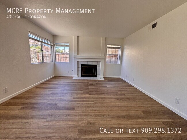 Building Photo - 432 Calle Corazon