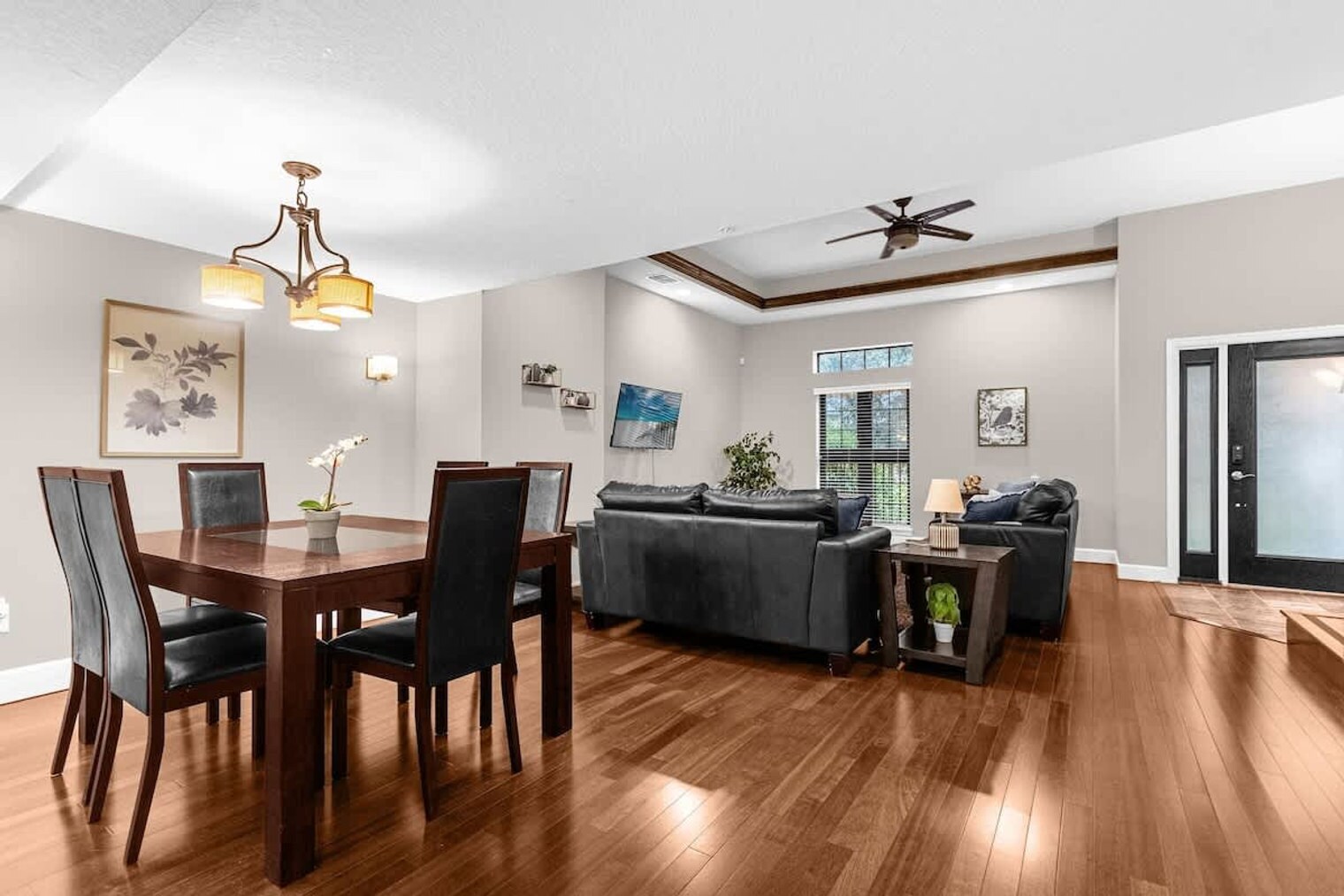 Building Photo - 14590 Damai Ln