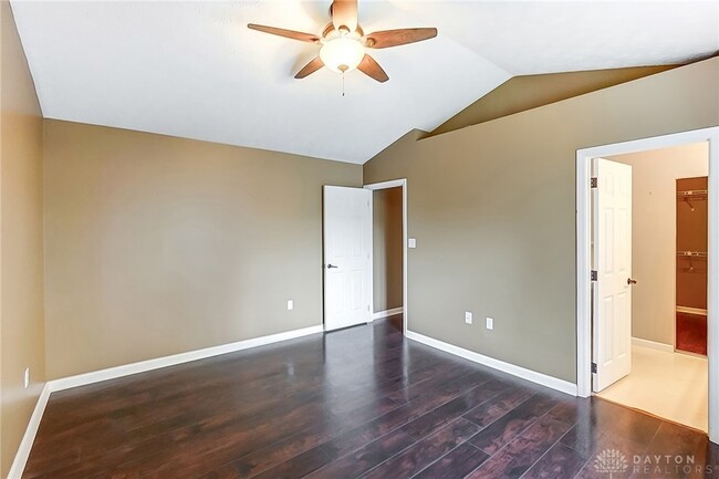 Building Photo - 2327 Polo Park Dr