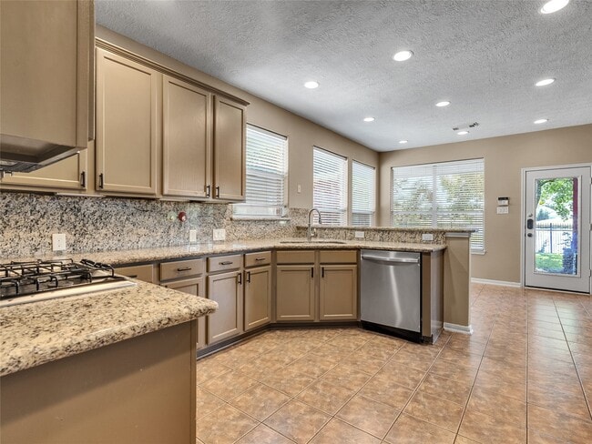 Building Photo - 24543 Pelican Hill Dr