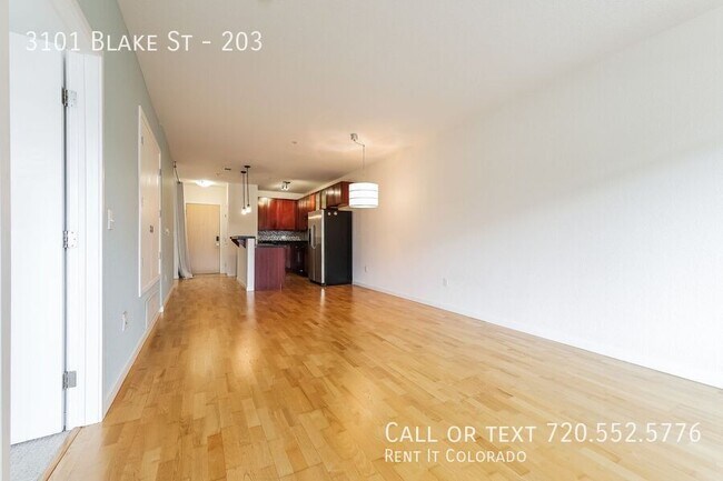 Building Photo - 3101 Blake St