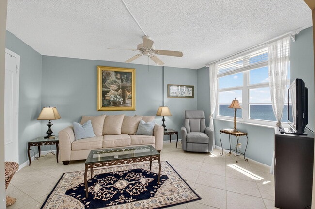 Building Photo - 4505 S Ocean Blvd