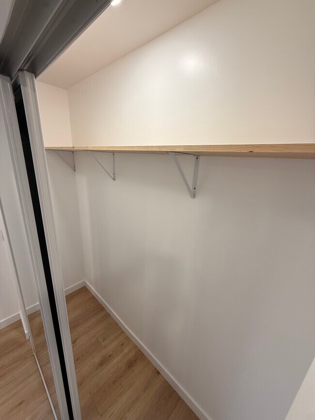 Building Photo - 8620 Beach St