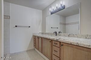 Building Photo - 938 W Madera Ln