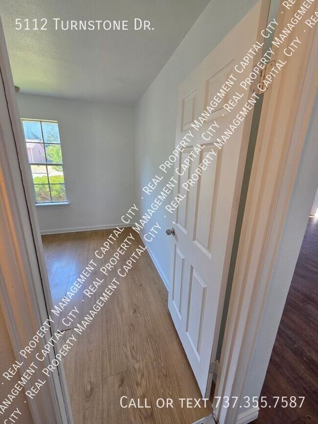 Building Photo - 5112 Turnstone Dr
