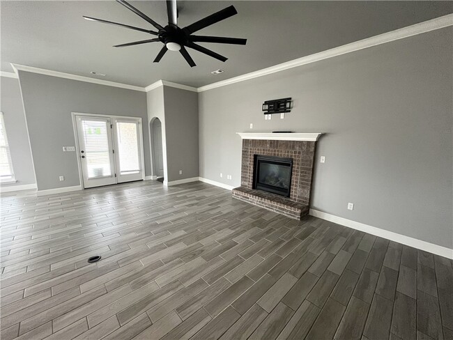 Building Photo - 3661 Ambrosia Ln