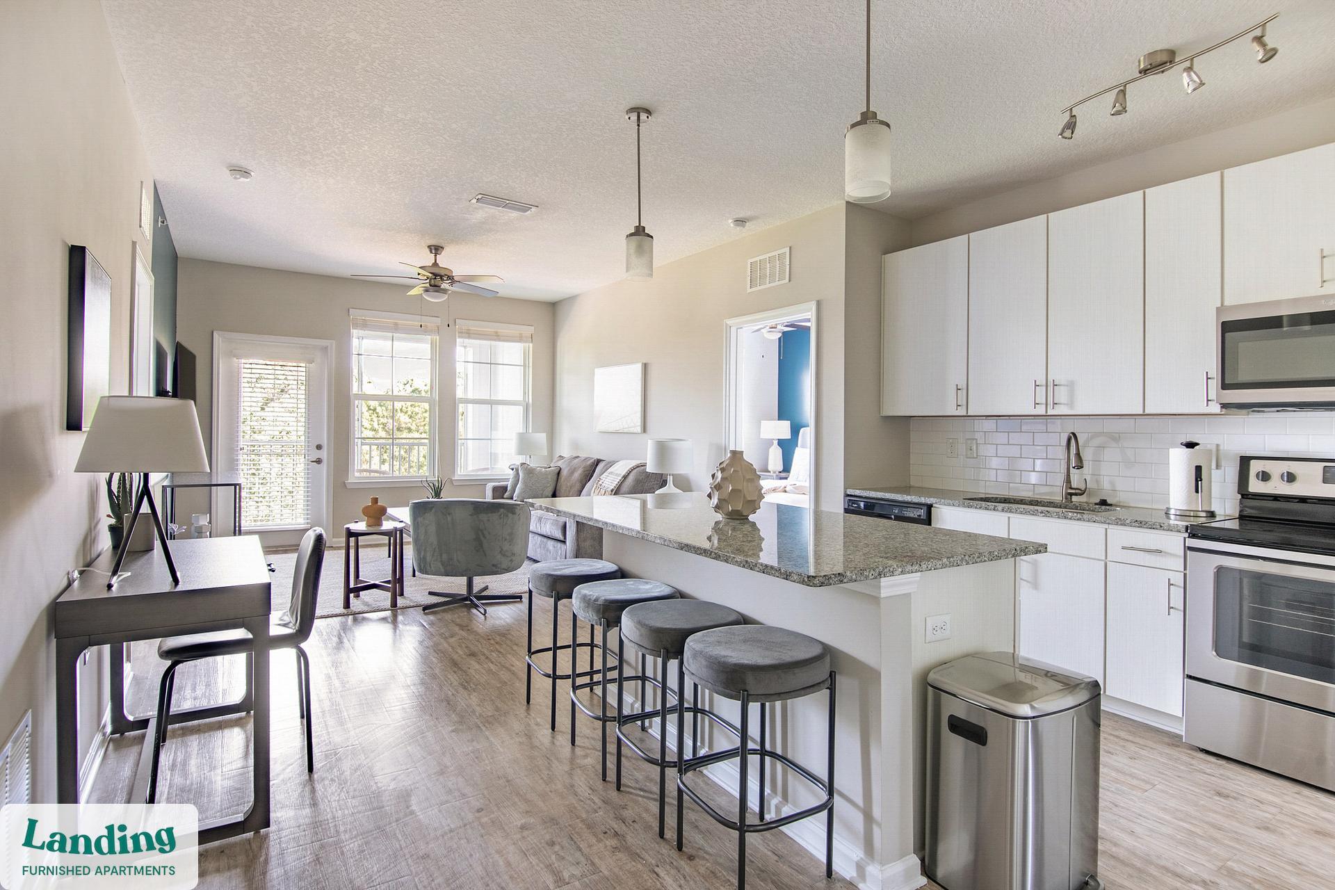 Building Photo - 2300 Tapestry Park Dr