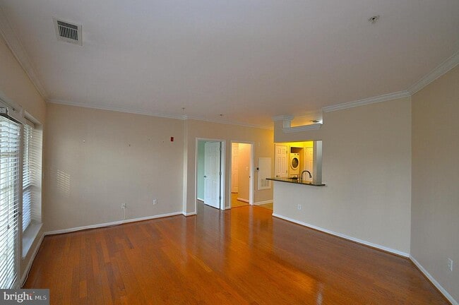 Building Photo - 4550 Strutfield Ln