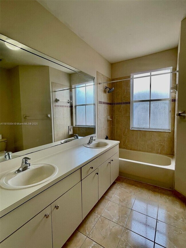 Building Photo - 13804 SW 275th St