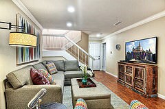 Building Photo - 964 W Lamark Ln