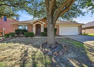 Building Photo - 9805 Coolidge Dr