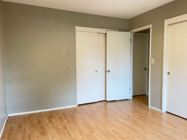 Building Photo - 3-Bedroom Home in SE Portland!