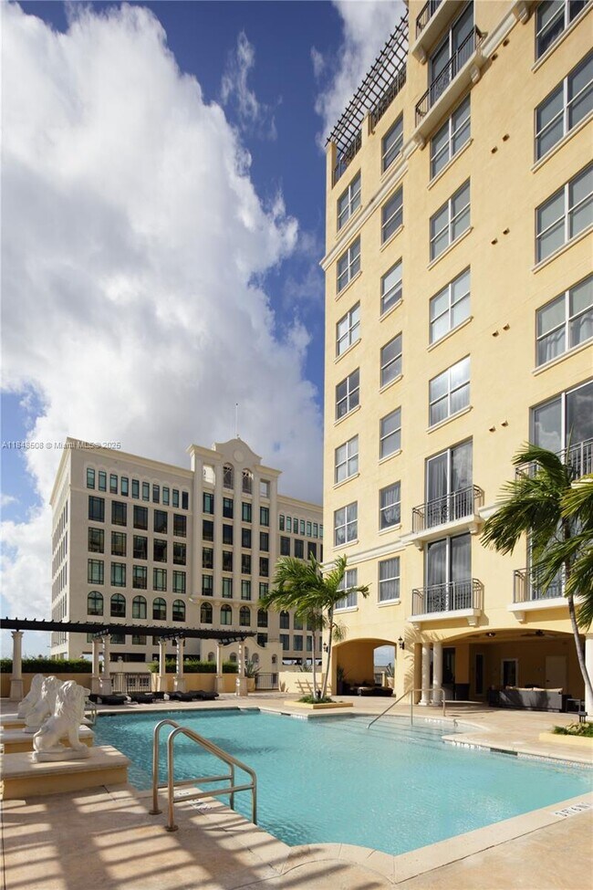 Building Photo - 1607 Ponce de Leon Blvd