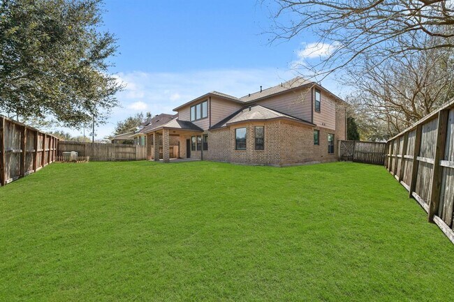 Building Photo - 6503 Loralie Ln
