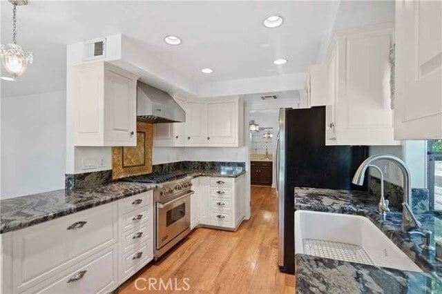 Building Photo - 5194 Legacy Ct