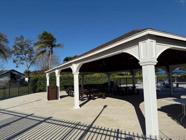 Building Photo - 9599 Stones River Park Way