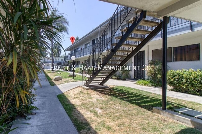 Building Photo - 5500 Ackerfield Ave