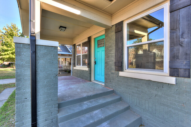 Building Photo - Cozy 1-Bedroom Duplex in Oklahoma City - C...