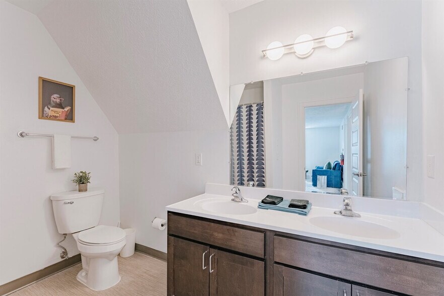 Building Photo - 11327 Hessler Rd