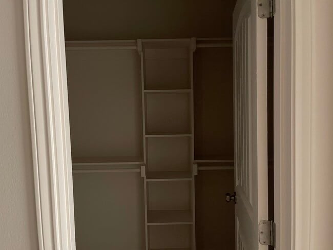 Building Photo - 6908 Molinos Dr