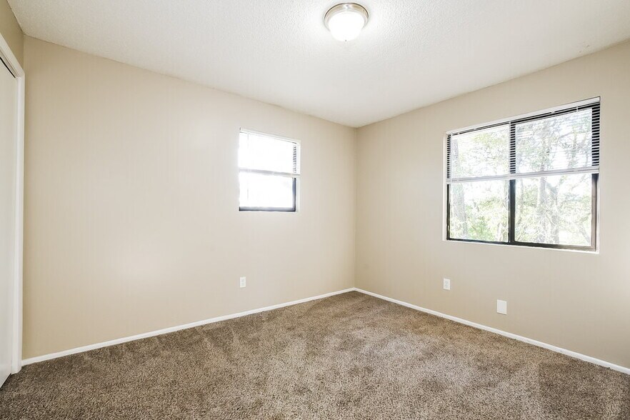 Building Photo - 4314 Pine Hills Cir