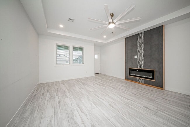 Building Photo - Please View 3D Virtual Walk-Through Before Scheduling a Showing