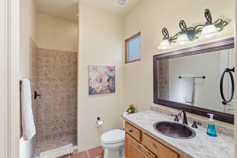 Building Photo - 206 Circulo Veranera