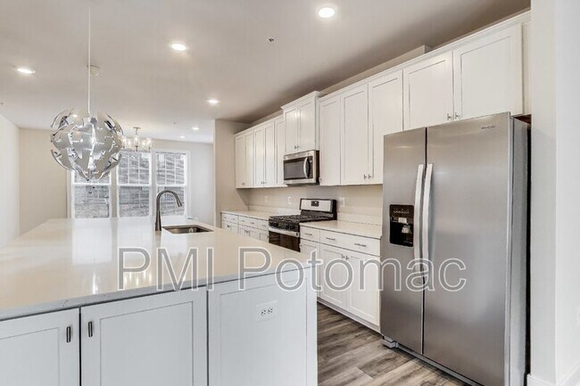 Building Photo - 2547 Auden Dr