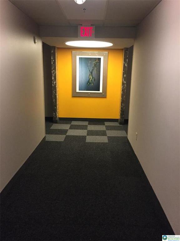 Building Photo - 11 W 2nd St