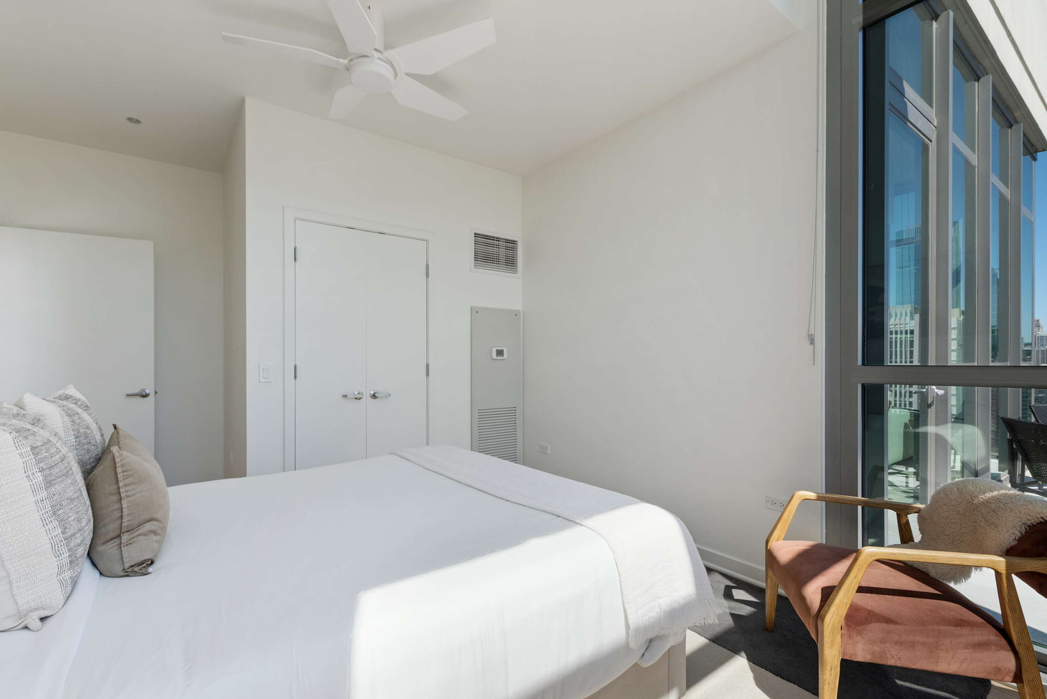 Building Photo - 365 N Halsted St