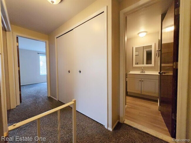 Building Photo - 24128 Quad Park Ln