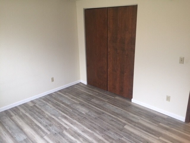 Building Photo - 3415 Mahoney Dr