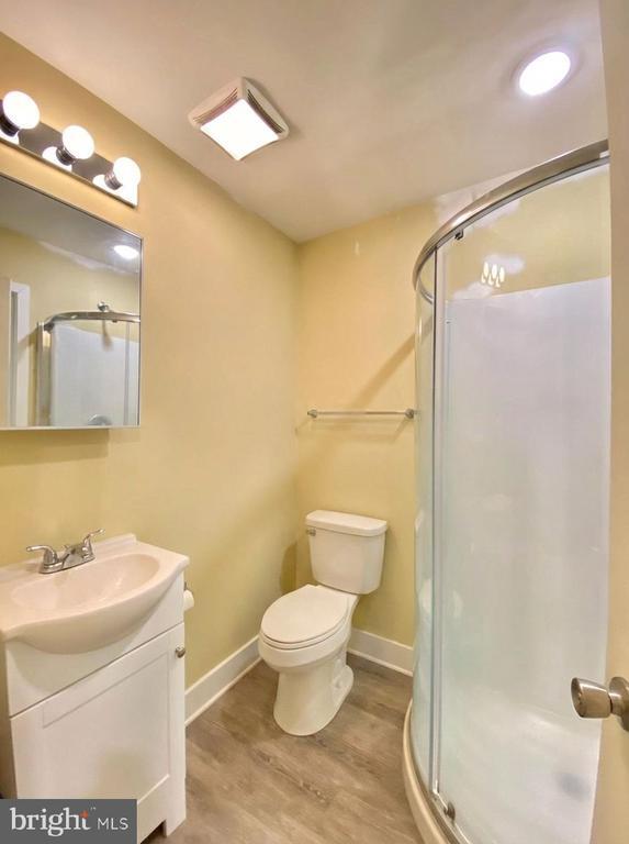 Building Photo - 2214 N Camac St