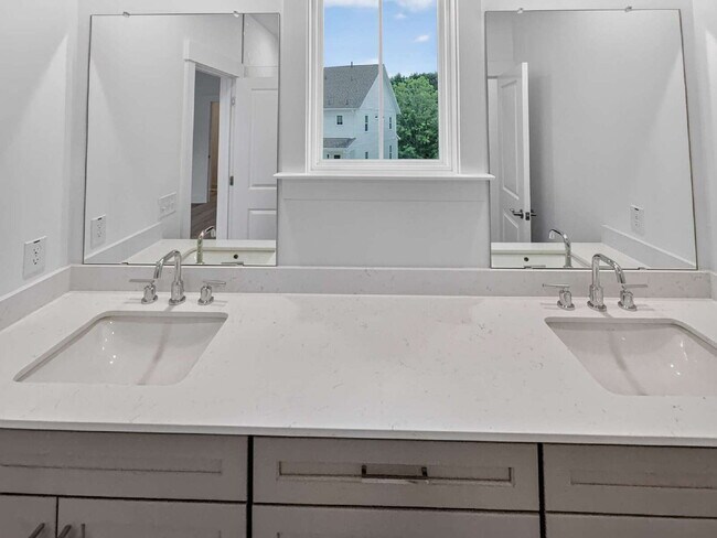 Building Photo - Brand-New 4BR/3.5BA Luxury Townhouse, Unfurnished | The Marshes at Daniel Island Park | Pool comi...