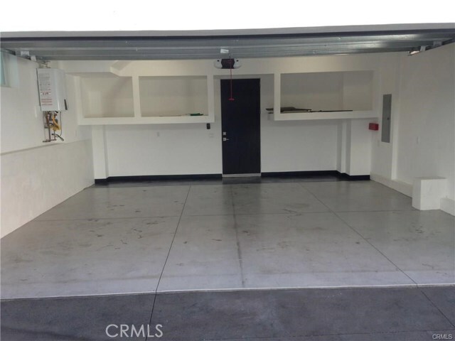 Building Photo - 716 N Juanita Ave