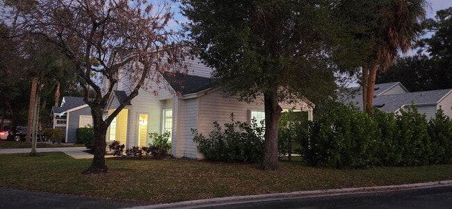 Building Photo - 13150 Green Finch Terrace