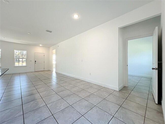 Building Photo - 500 Marion Oaks Blvd