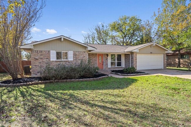 Building Photo - 1912 Terry Ln