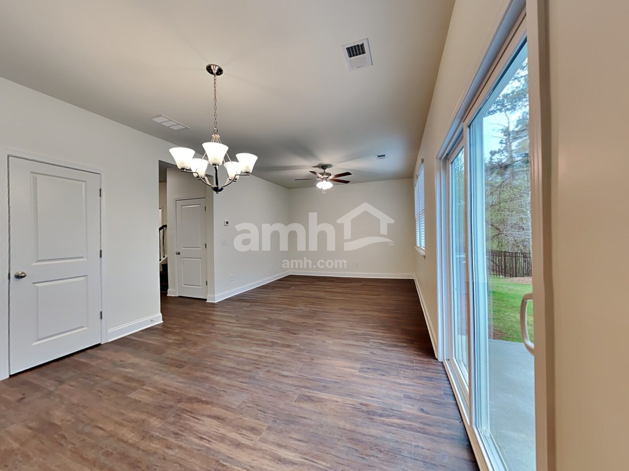 Building Photo - 8149 Willowbank Way