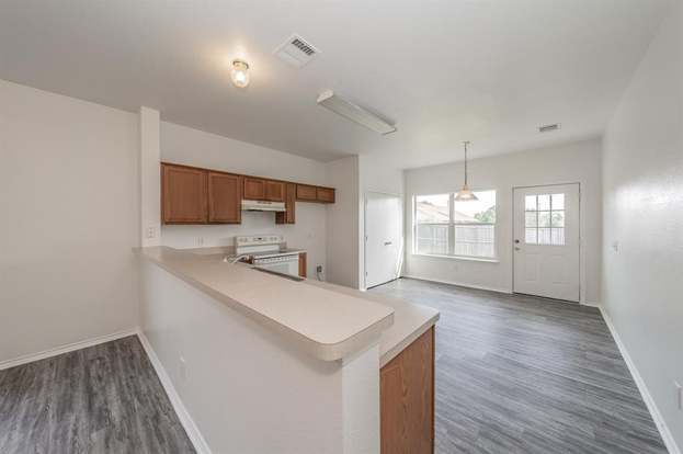 Building Photo - 703 Donny Brook Dr