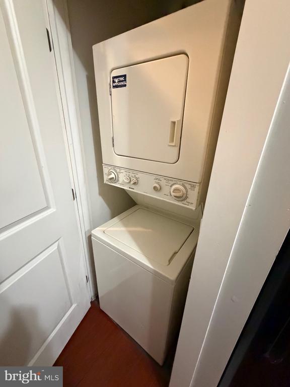 Building Photo - 1535 Cecil B. Moore Ave