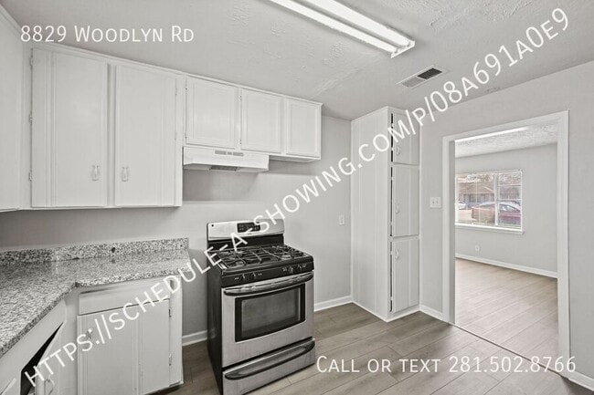 Building Photo - 8829 Woodlyn Rd