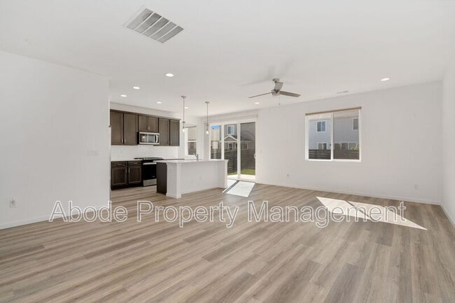 Building Photo - 2418 Cottongrass Ave